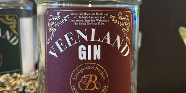 Veenland WInter Edition 533x 800.png